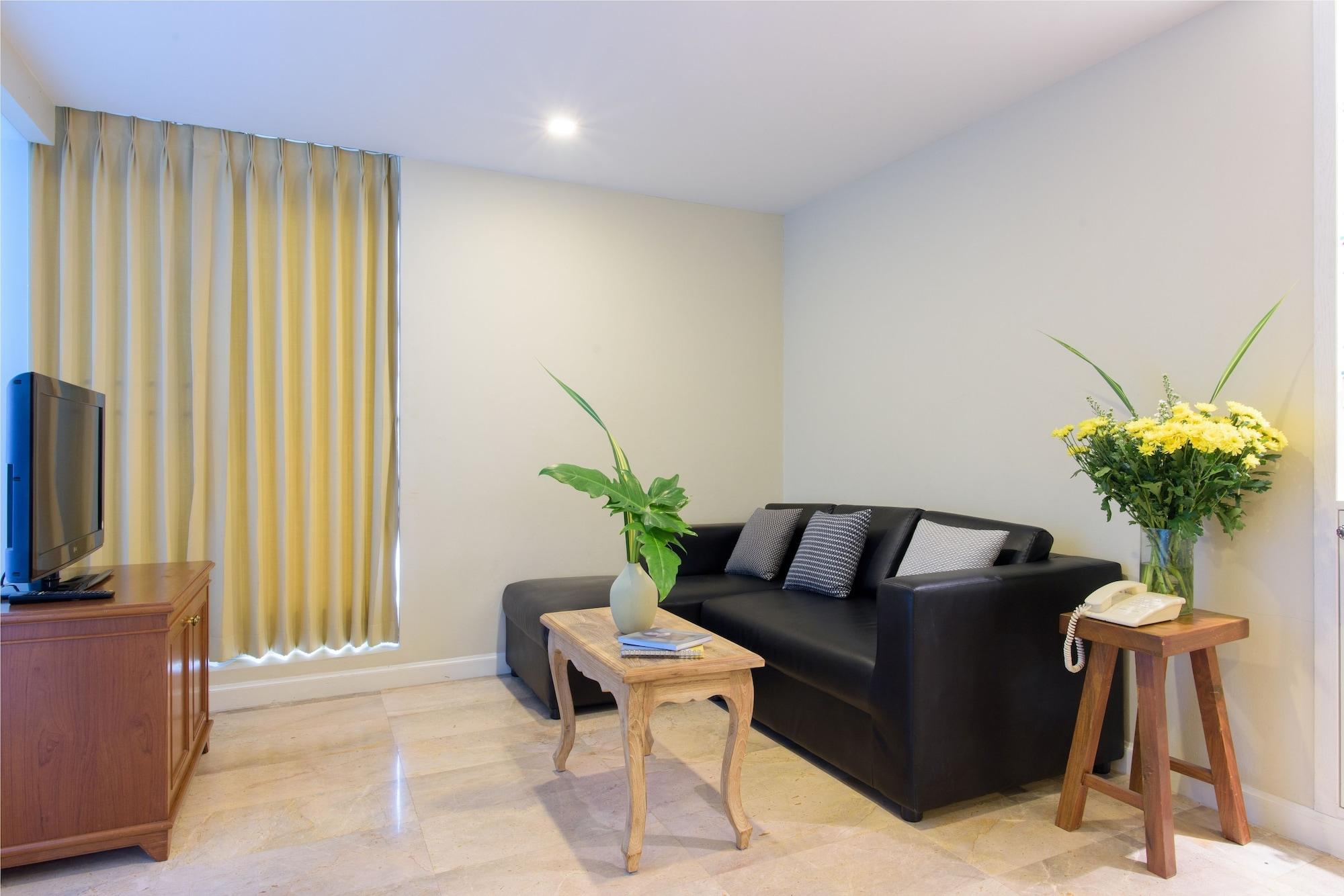 Sabai Sathorn Apartment Bangkok